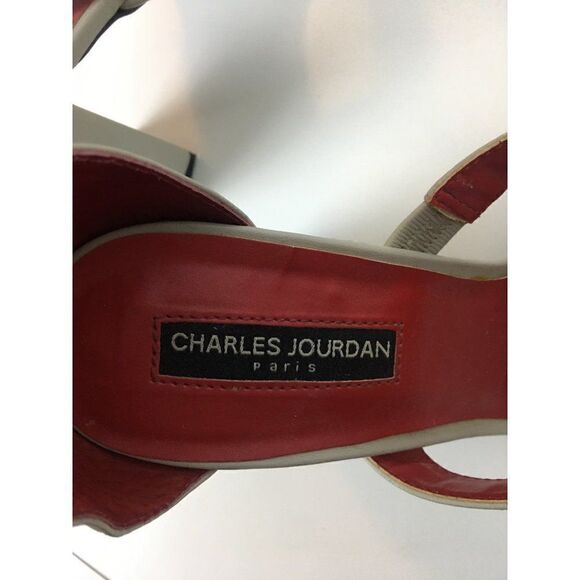 Charles Jourdan Club Heel - Picture 8 of 11